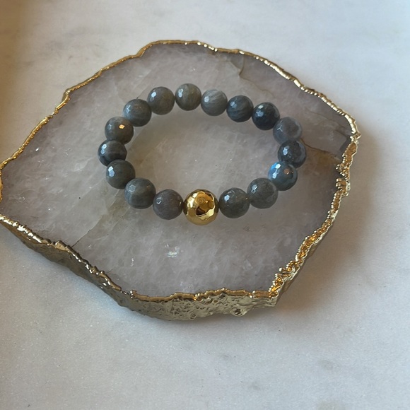 Gorjana Power Gemstone Bracelet ✨ Labradorite - Picture 6 of 9